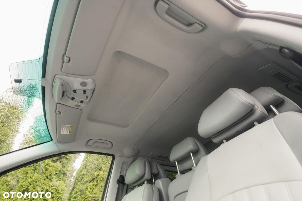 Mercedes-Benz Viano - 30