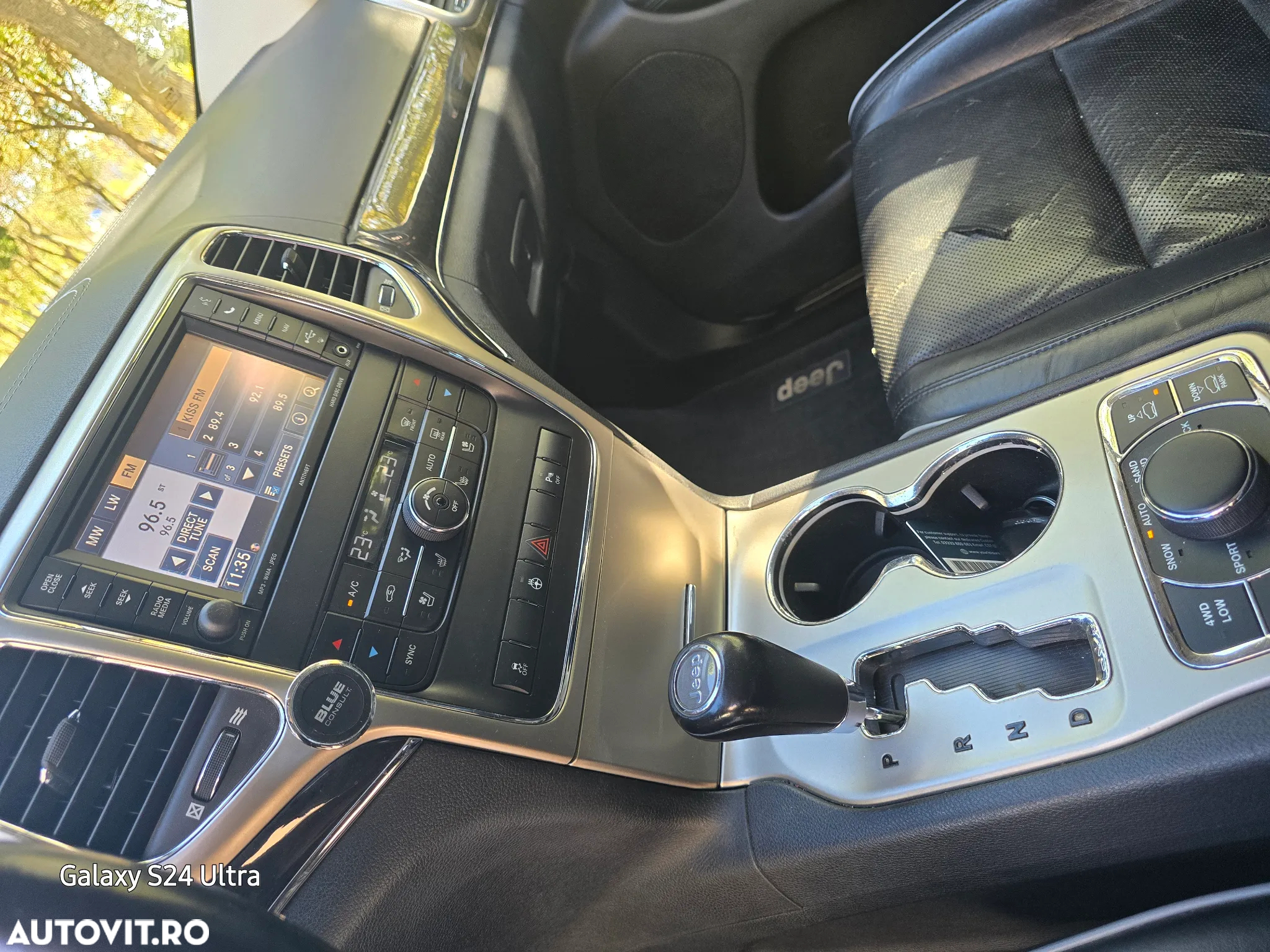 Jeep Grand Cherokee - 10