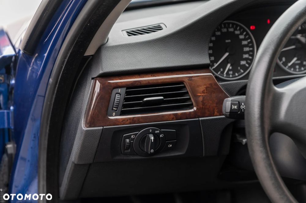 BMW Seria 3 ver-1-5-tsi-opf-fr - 31