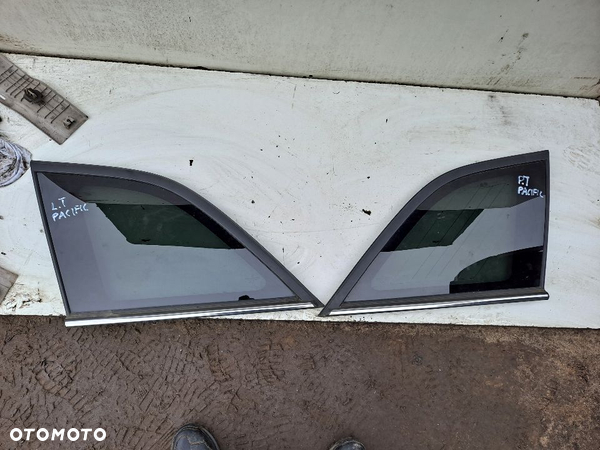 CHRYSLER PACIFICA I SZYBA BOCZNA TYLNA LEWA