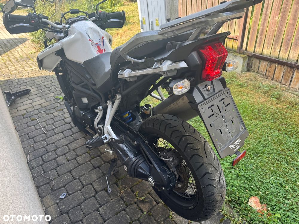 Triumph Tiger - 8