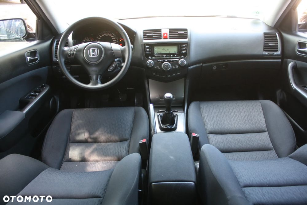Honda Accord 2.0 i Sport - 26