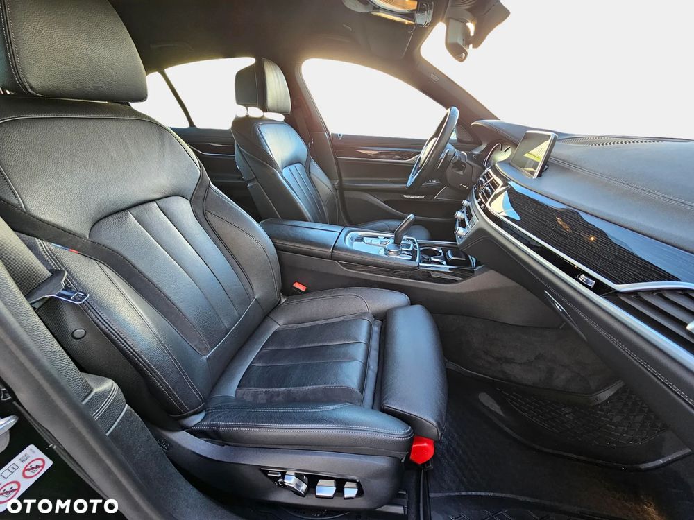 BMW Seria 7 730d xDrive - 15