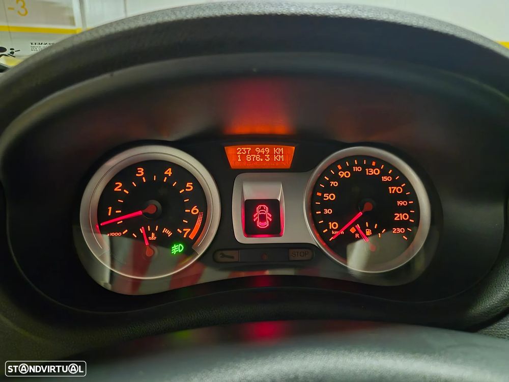 Renault Clio 1.2 16V Dynamique - 10