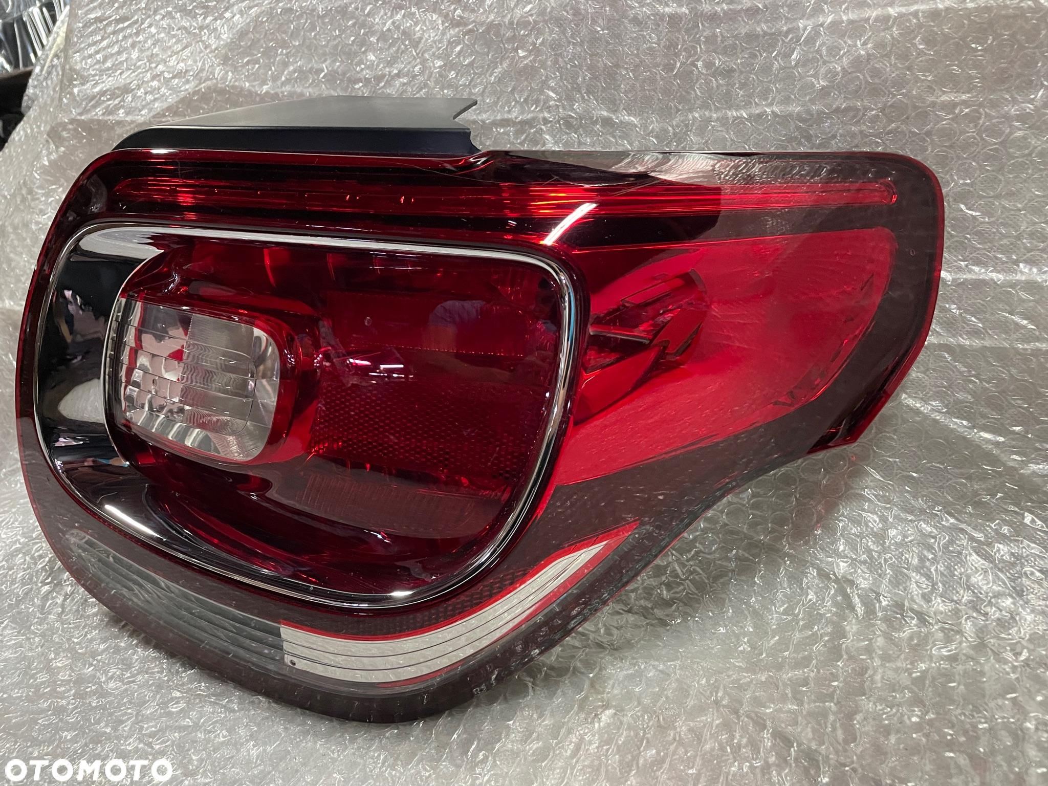LAMPA TYŁ PRAWA CITROEN DS3 VP9PPX-13404-AX - 5