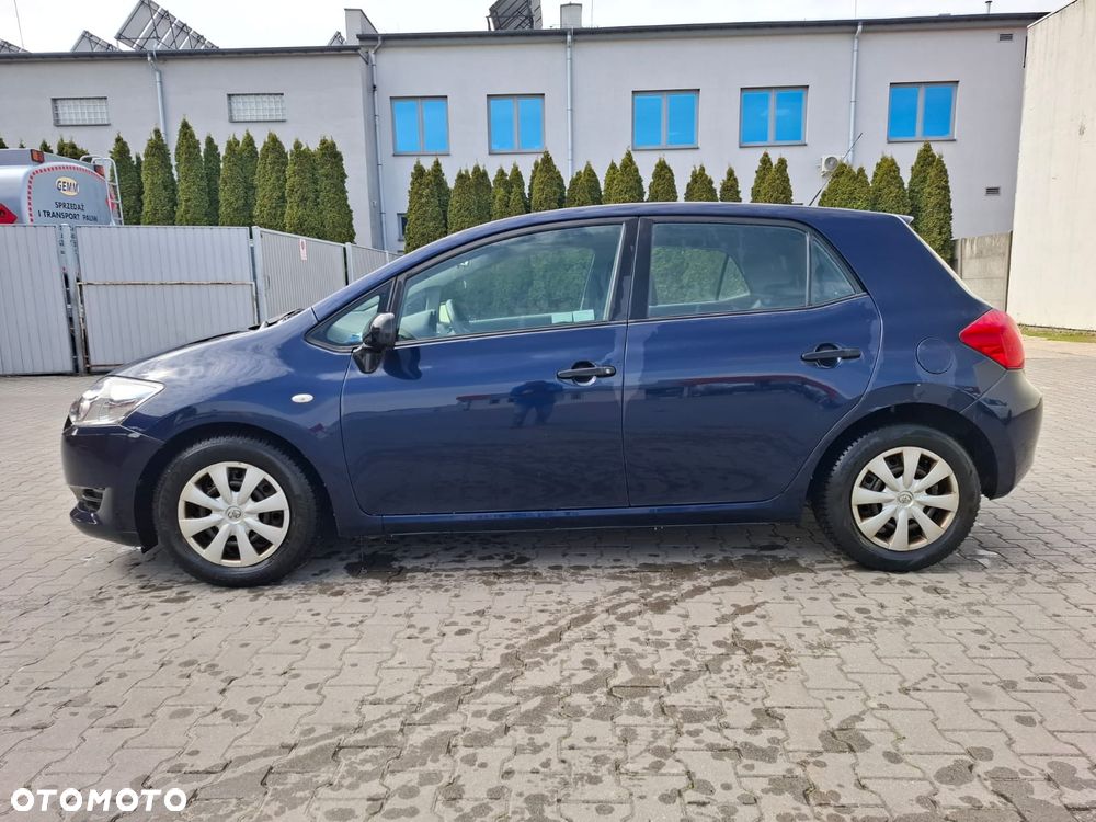 Toyota Auris 1.4 D-4D Terra - 18