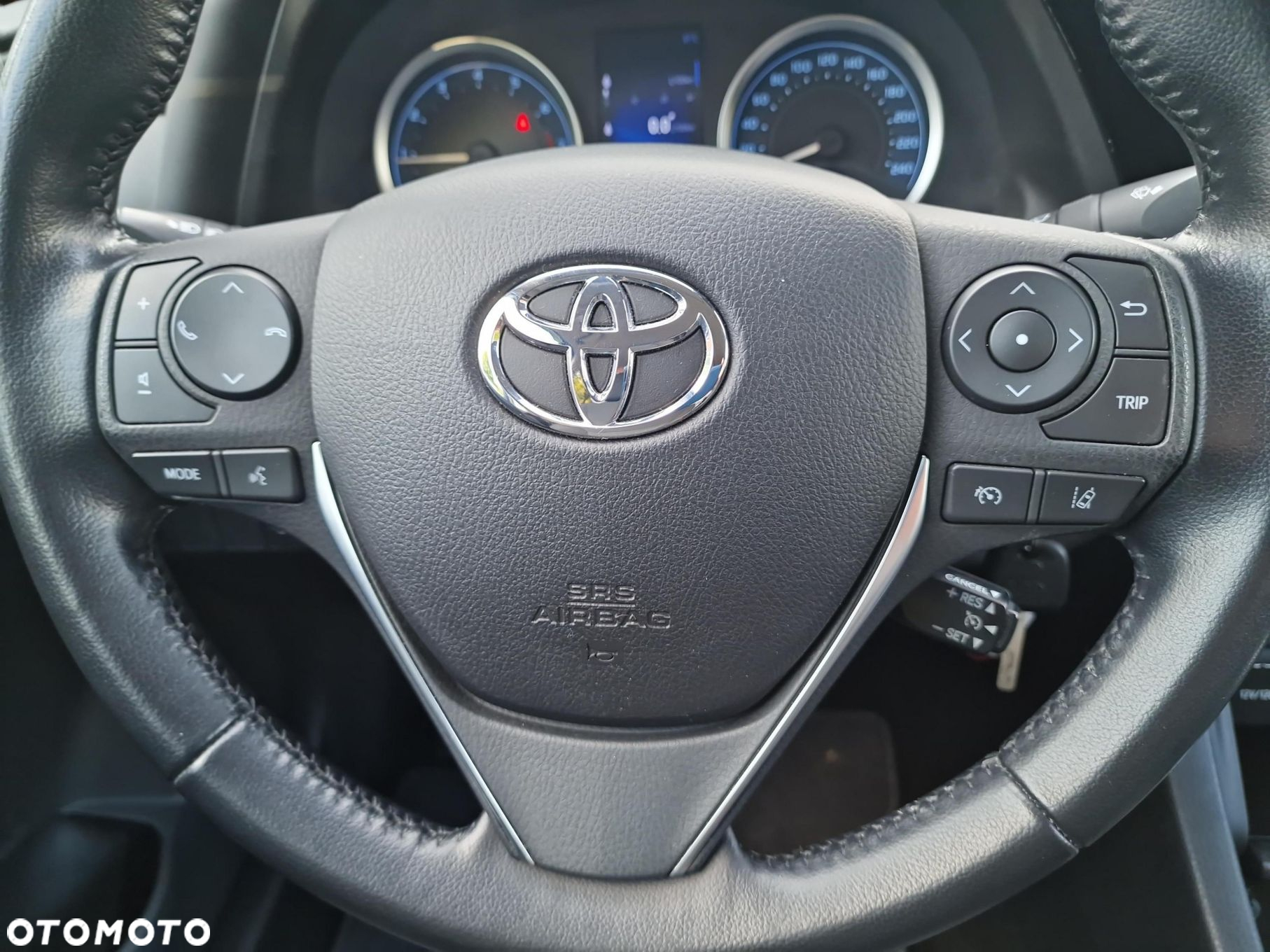 Toyota Corolla 1.6 Premium EU6 - 19