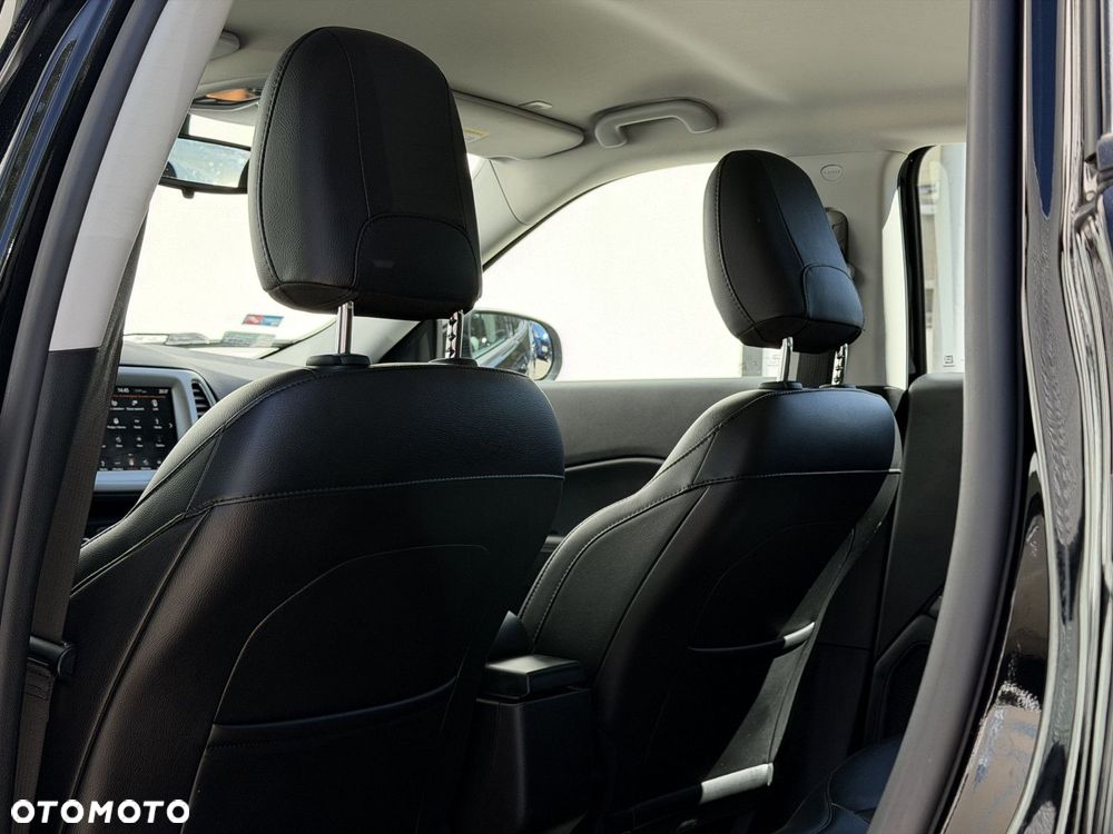 Jeep Compass - 10