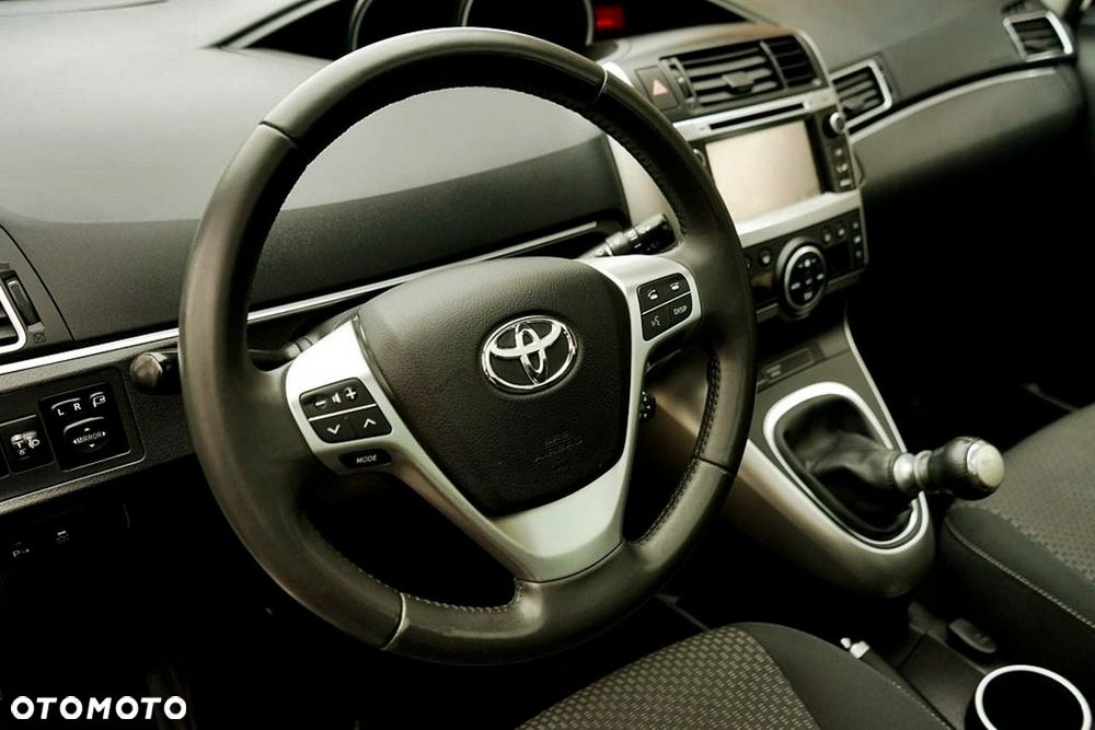 Toyota Verso - 23