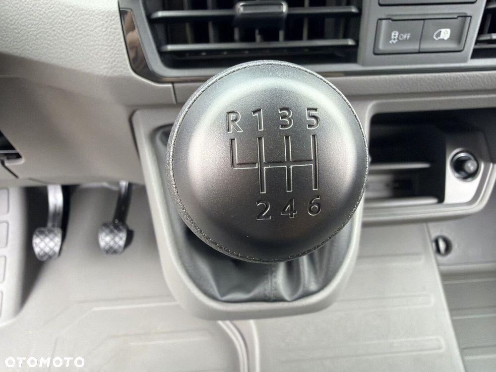 Volkswagen Crafter L5 z wysokim dachem silnik 2,0 TDI 177 KM skrzynia manualna - 13