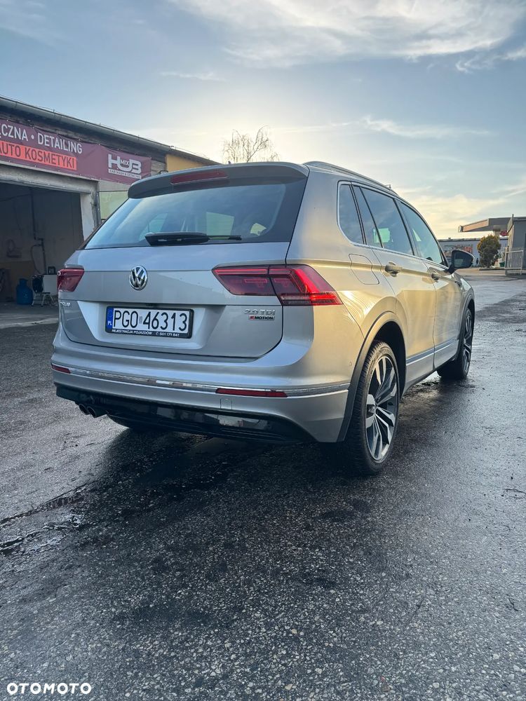 Volkswagen Tiguan 2.0 TDI SCR 4MOTION DSG Highline - 4