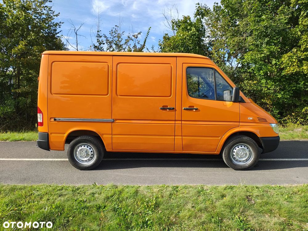 Mercedes-Benz SPRINTER - 13