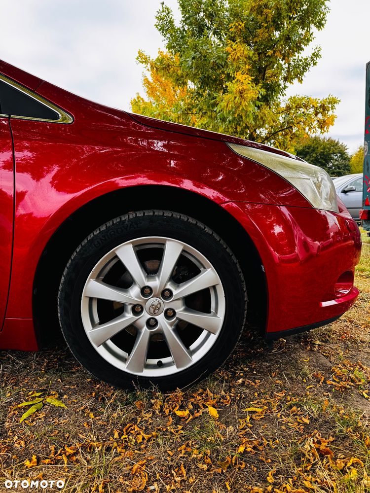 Toyota Avensis 2.0 Sol plus EU5 MS - 13