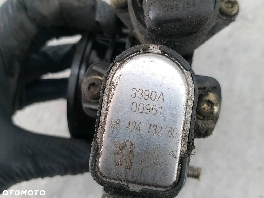 PRZEPUSTNICA CITROEN XSARA PICASSO 9642473280 1.8 i 16V - 4