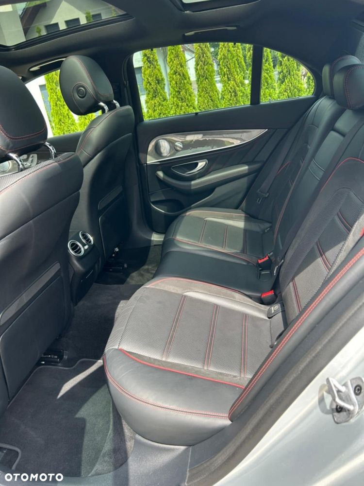 Mercedes-Benz Klasa E AMG 53 4Matic 9G-TRONIC - 16