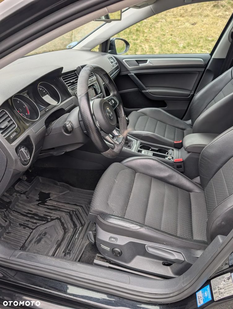 Volkswagen Golf 1.6 TDI BlueMotion Technology Comfortline - 13