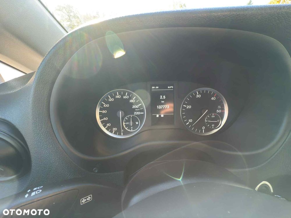 Mercedes-Benz Vito - 9