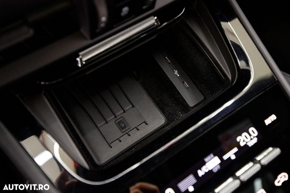 Porsche Cayenne Coupe S E-Hybrid - 35
