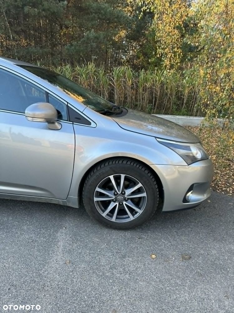 Toyota Avensis 1.8 Multidrive S Sol - 20