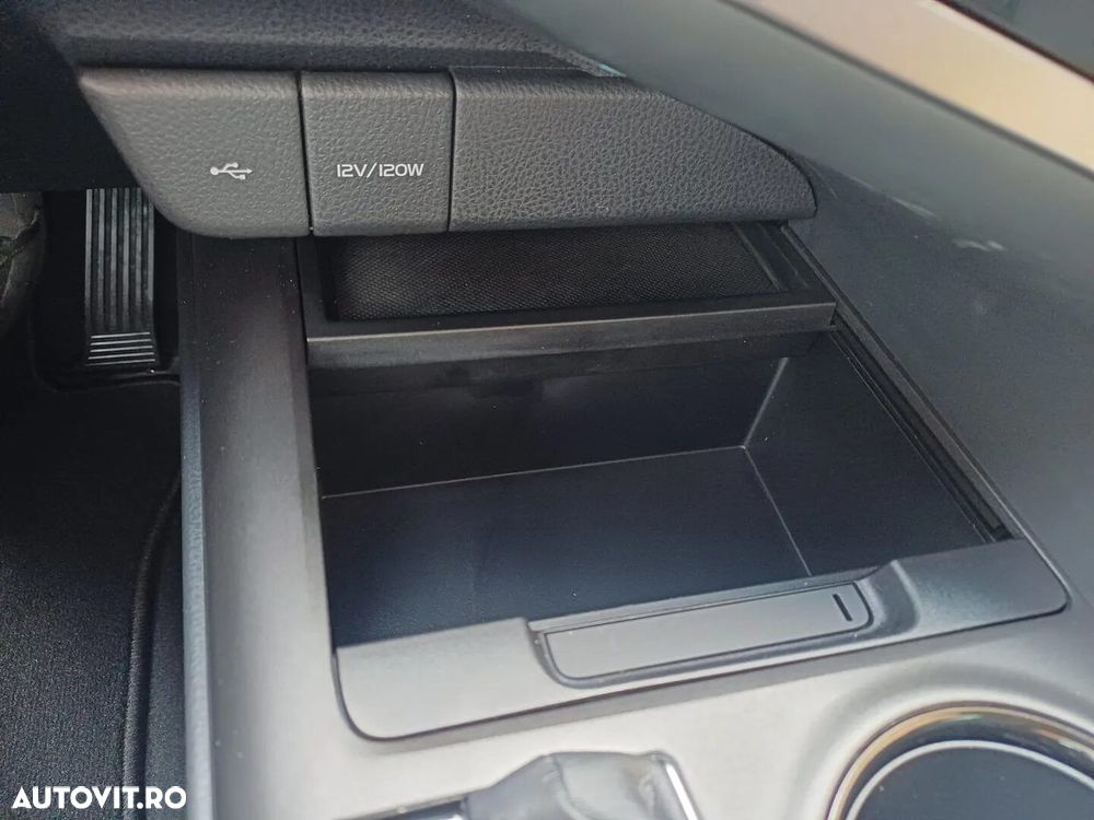 Toyota Camry 2.5 Business - 23