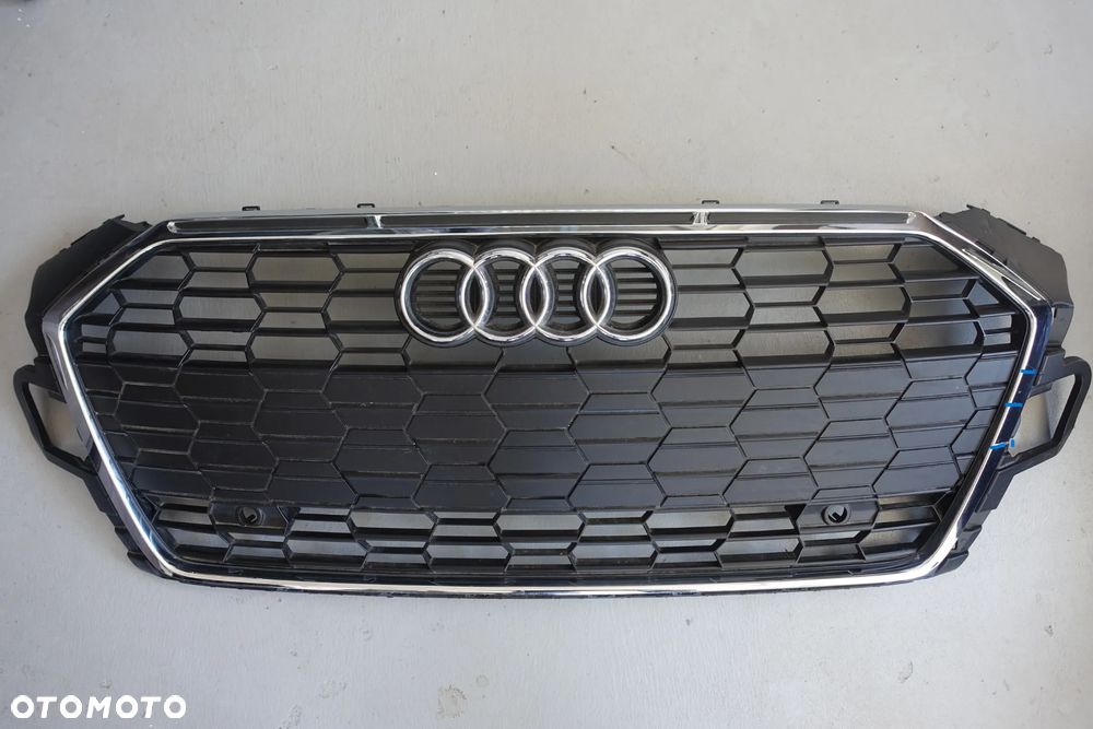 ATRAPA GRILL AUDI A5 II LIFT 19r.- 8W6853651 BE BG - 2