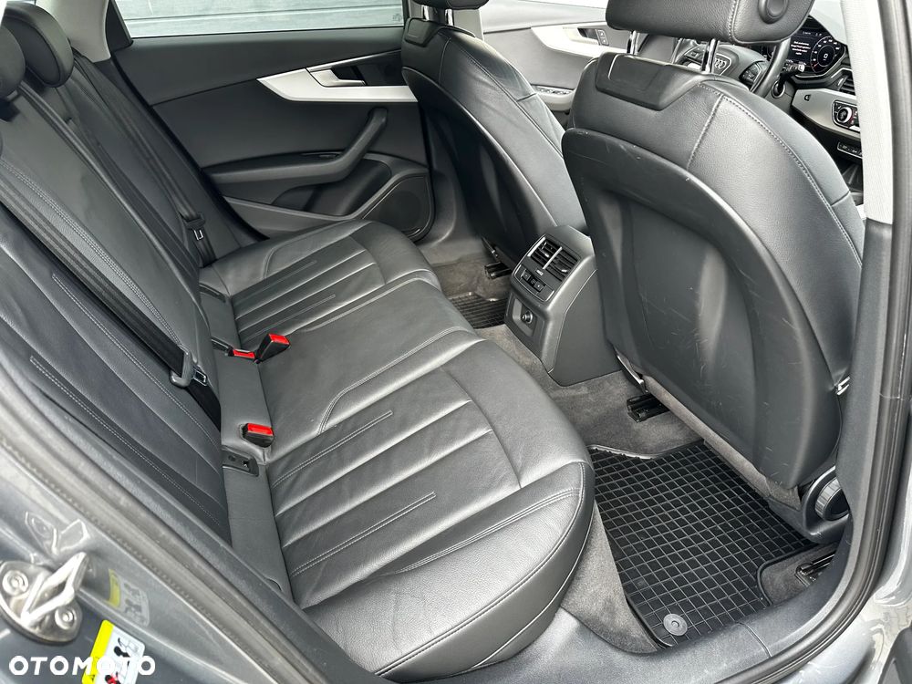 Audi A4 Allroad 2.0 TDI Quattro S tronic - 23