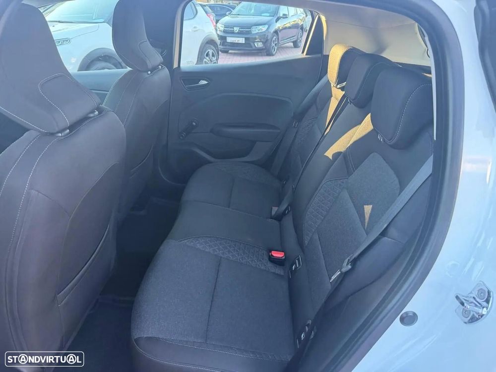 Renault Clio 1.0 TCe Exclusive - 16