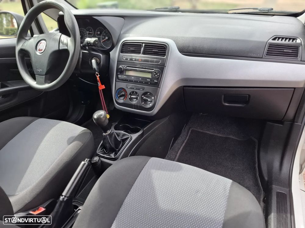 Fiat PUNTO VAN 1.3 MULTIJET - 6