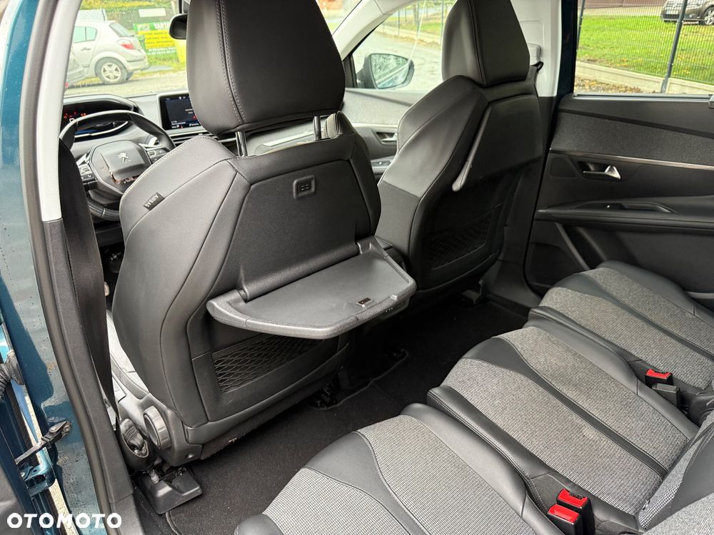 Peugeot 5008 1.2 PureTech Allure Pack S&S - 16