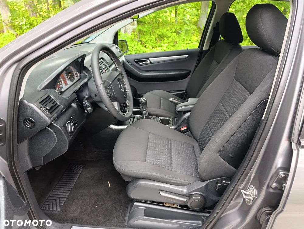 Mercedes-Benz Klasa B 160 BlueEFFICIENCY SPORT EDITION - 8