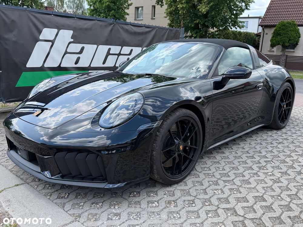 Porsche 911 Targa 4 GTS PDK - 1