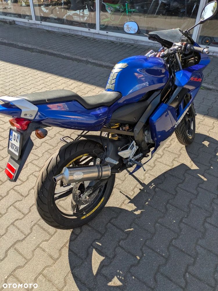 Yamaha TZR - 7