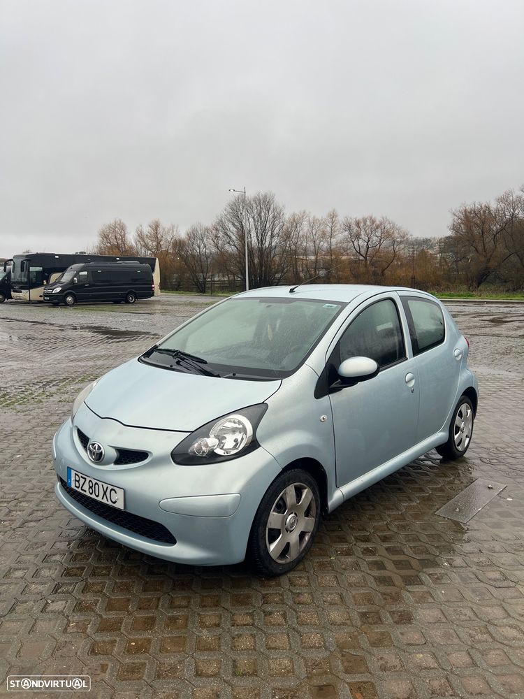 Toyota Aygo 1.0 - 1