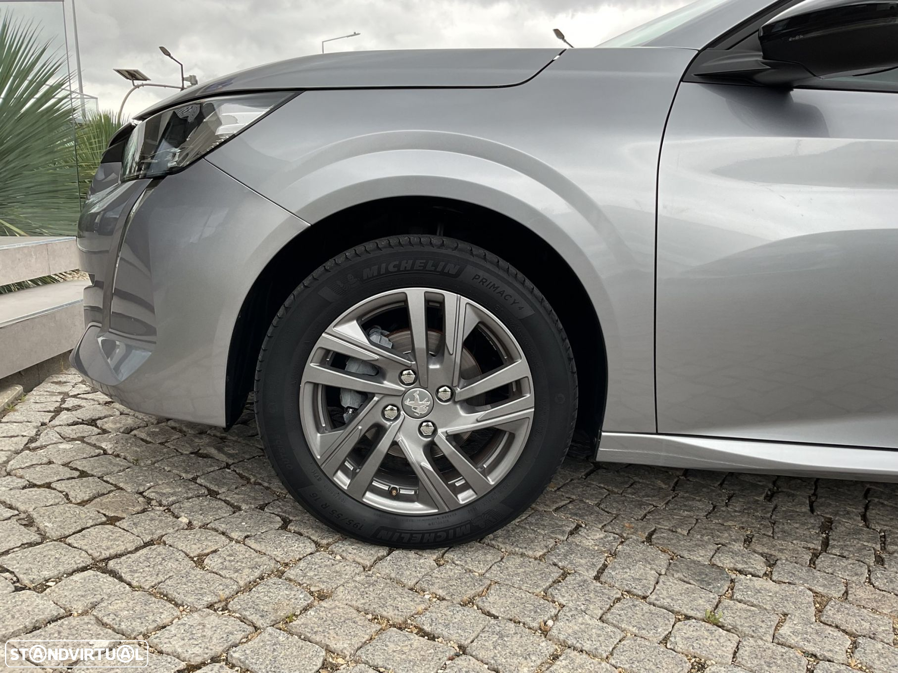 Peugeot 208 1.2 PureTech Active - 13
