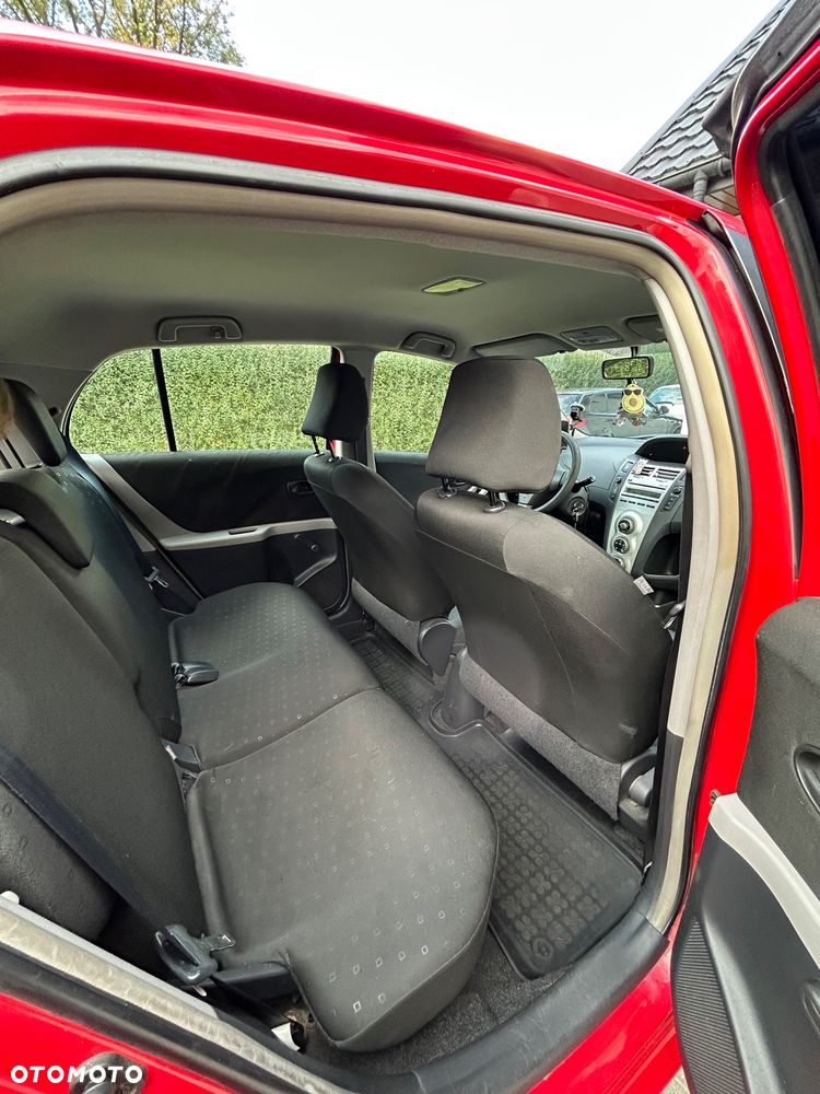 Toyota Yaris - 28