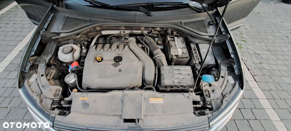 Volkswagen T-Roc 1.5 TSI ACT Premium DSG - 10