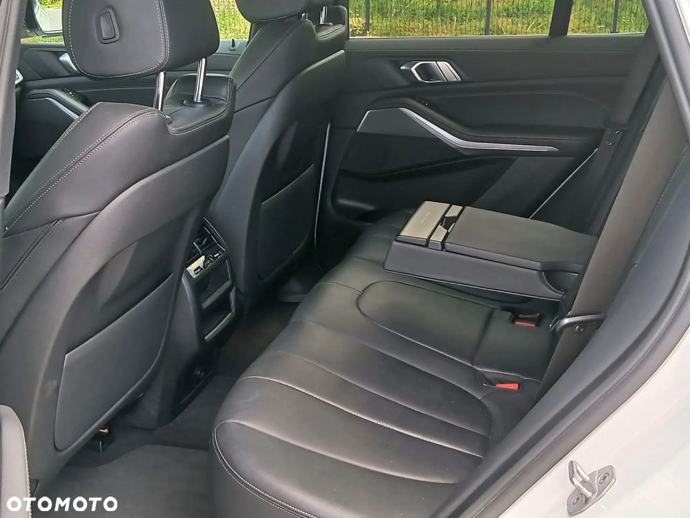 BMW X5 xDrive25d - 16