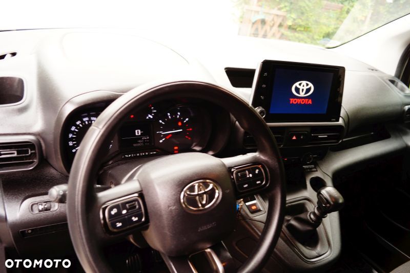Toyota Proace City - 9
