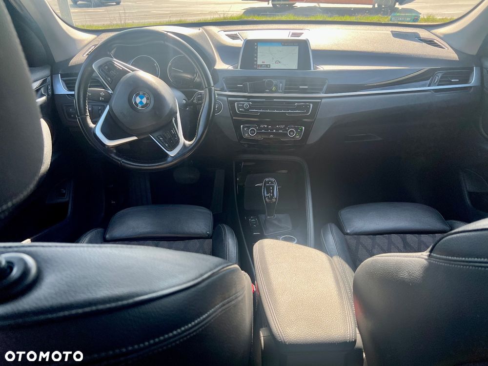 BMW X1 sDrive18i - 14