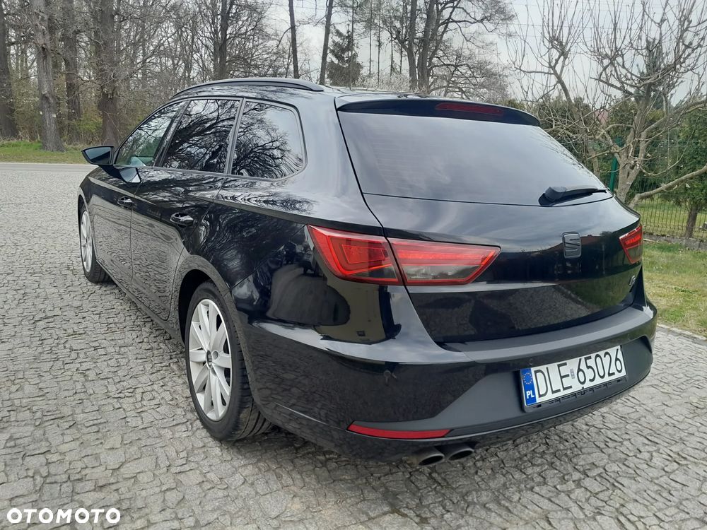 Seat Leon 2.0 TDI DPF Ecomotive FR - 6