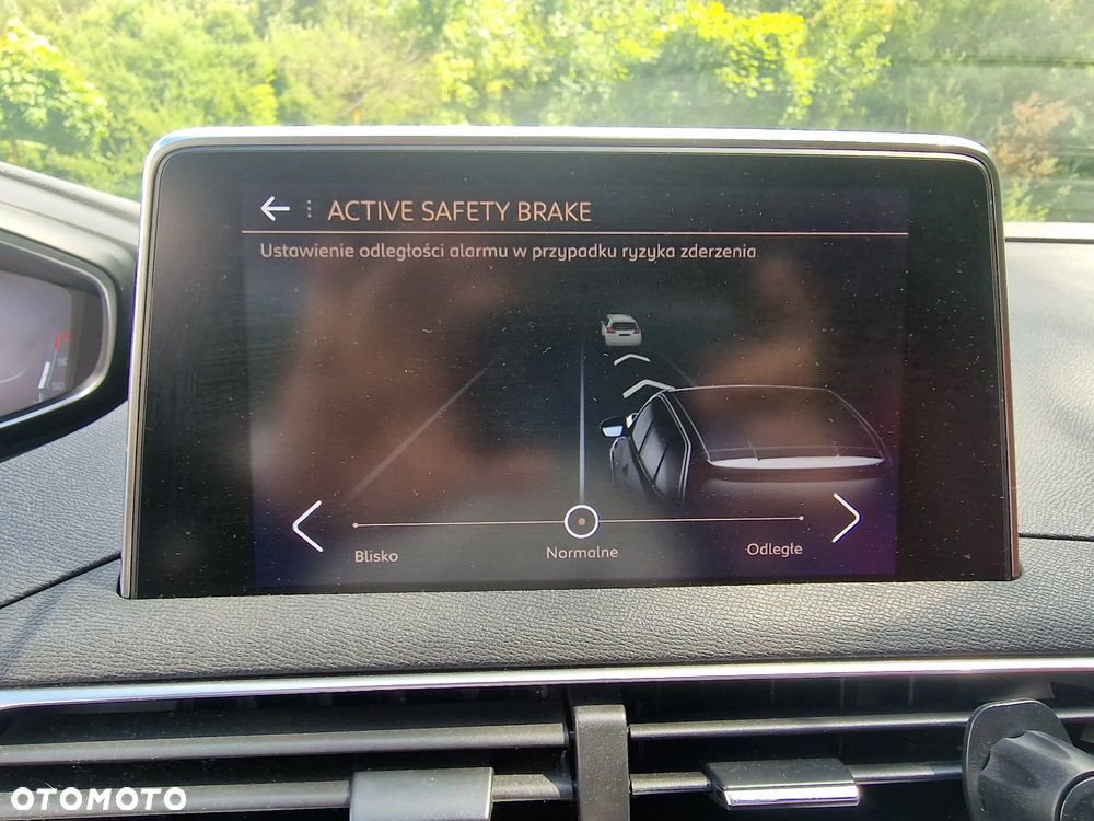 Peugeot 5008 BlueHDI 130 Allure Business-Paket - 26