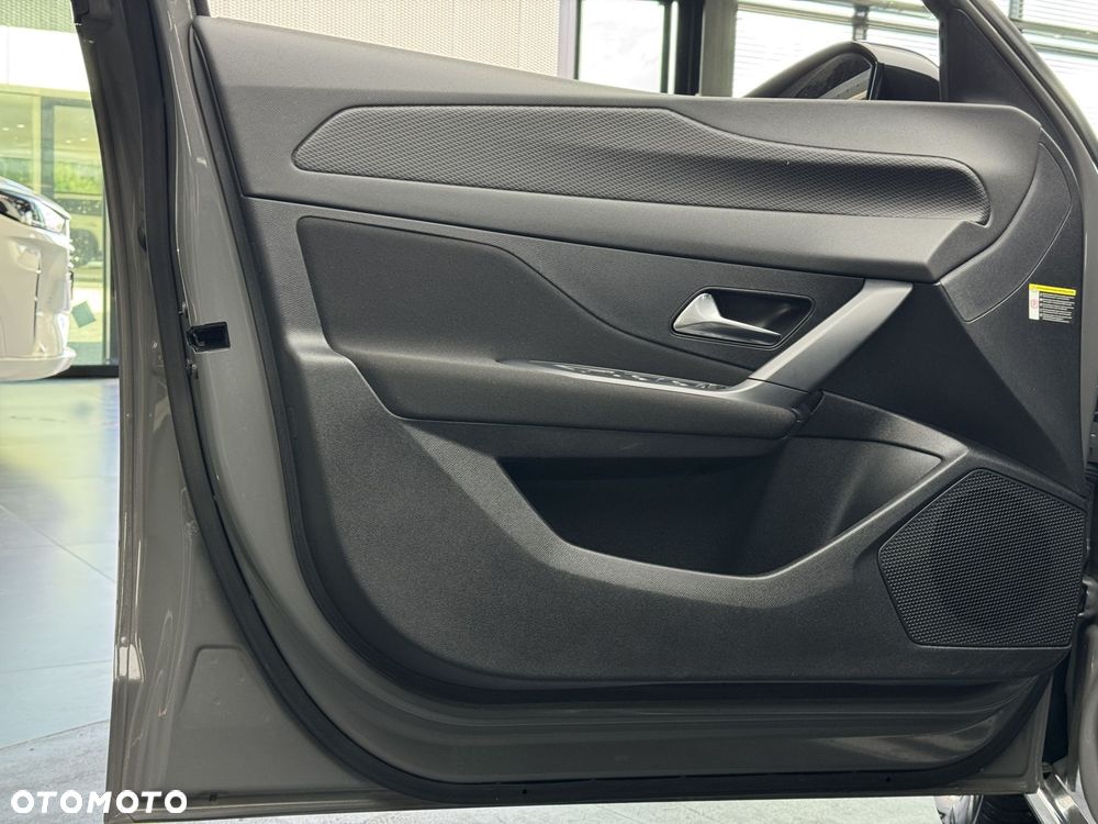 Peugeot 308 1.5 BlueHDi Active Pack S&S EAT8 - 14