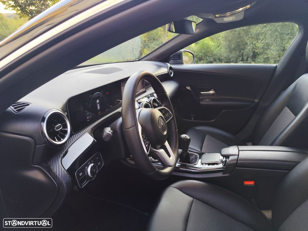 Mercedes-Benz CLA 180 - 18