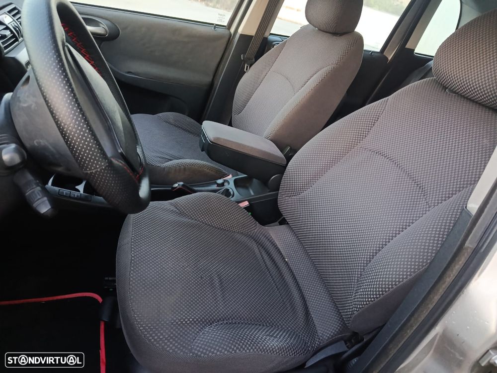 Fiat Stilo 1.6 Active - 18