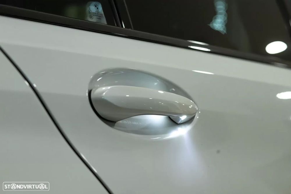 BMW 320 d Pack M Auto - 10
