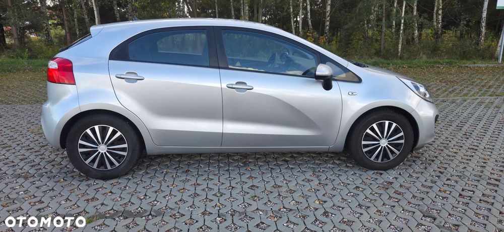 Kia Rio 1.4 M - 7