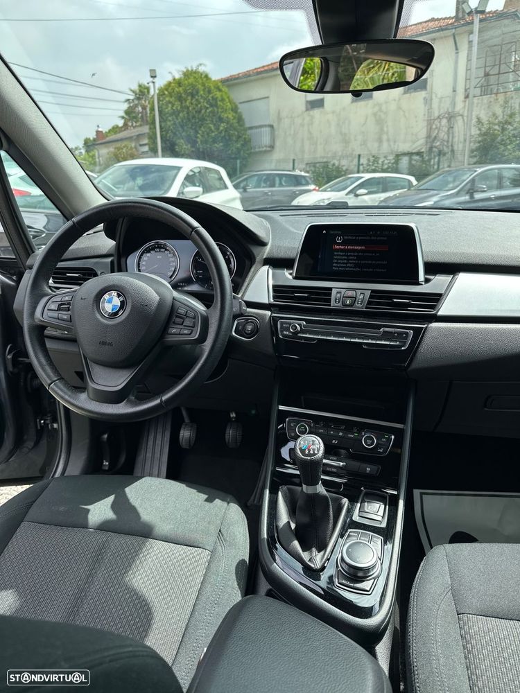 BMW 216 Active Tourer d - 26
