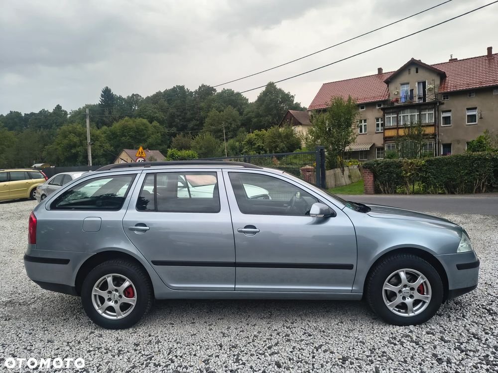 Skoda Octavia 2.0 TDI DPF Elegance - 5