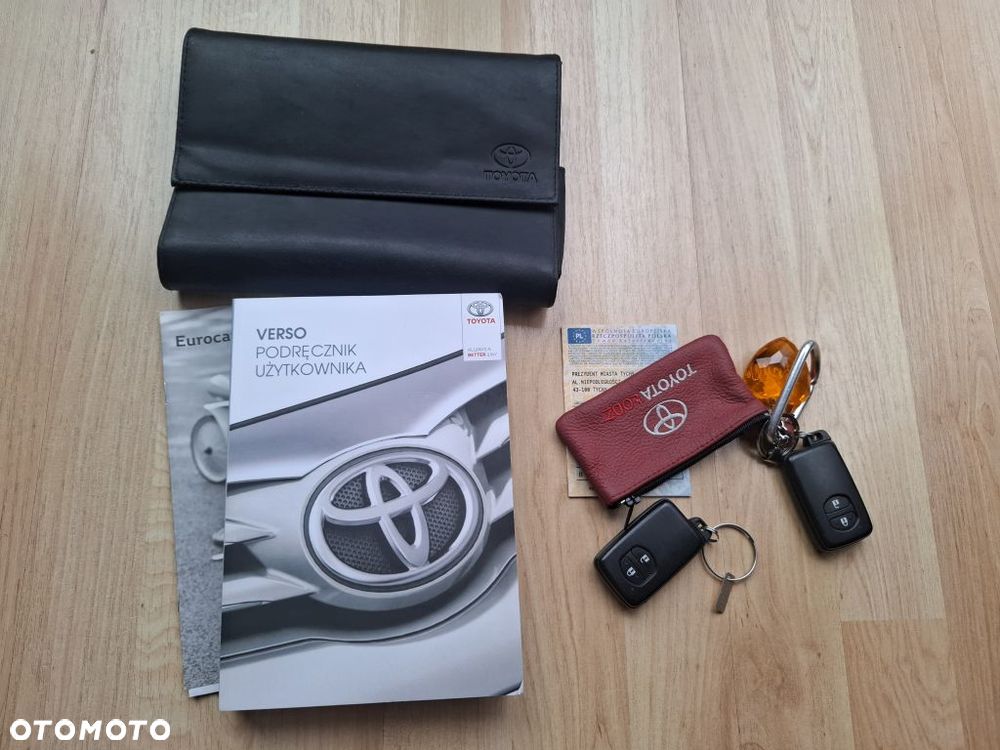 Toyota Verso 1.8 Premium MS - 35
