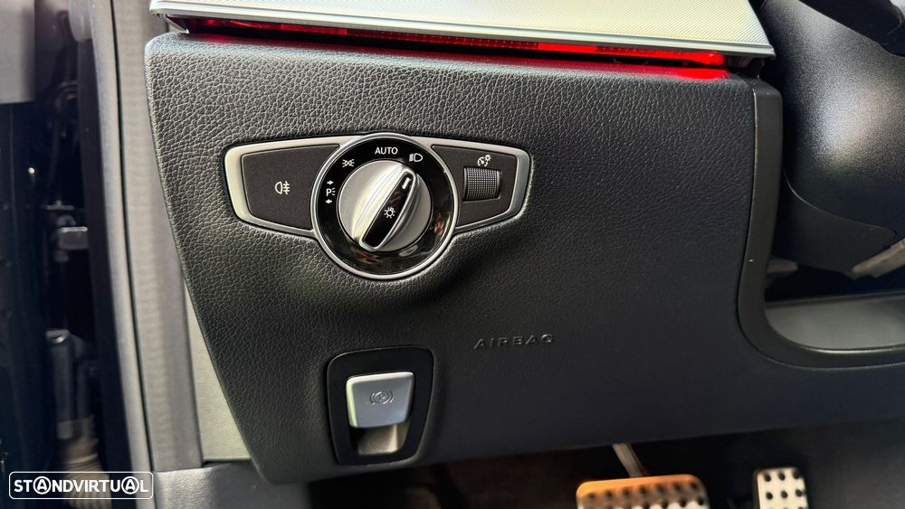 Mercedes-Benz E 220 d AMG Line - 49